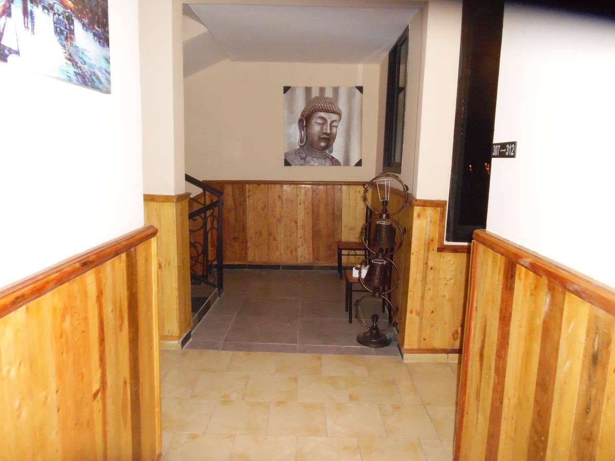 Hotel Saphir Abidjan Exterior photo